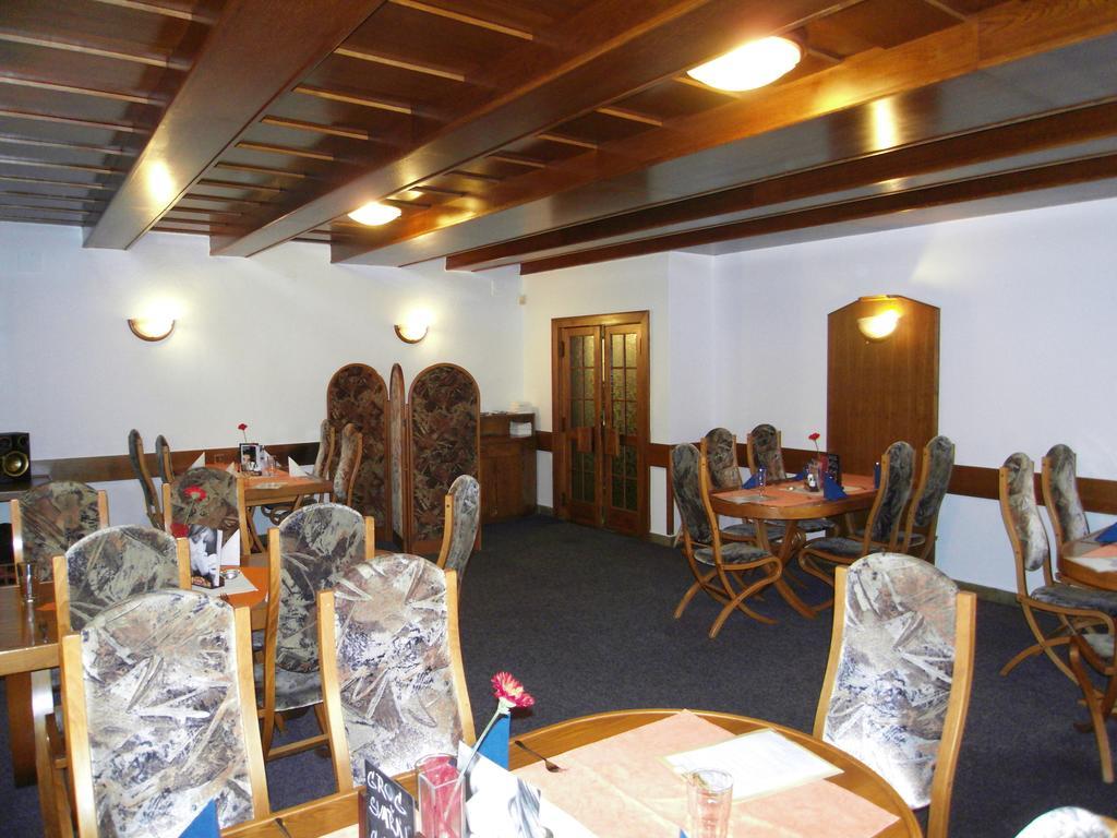 Penzion A Restaurace U Veterana Frenštát pod Radhoštěm Eksteriør bilde