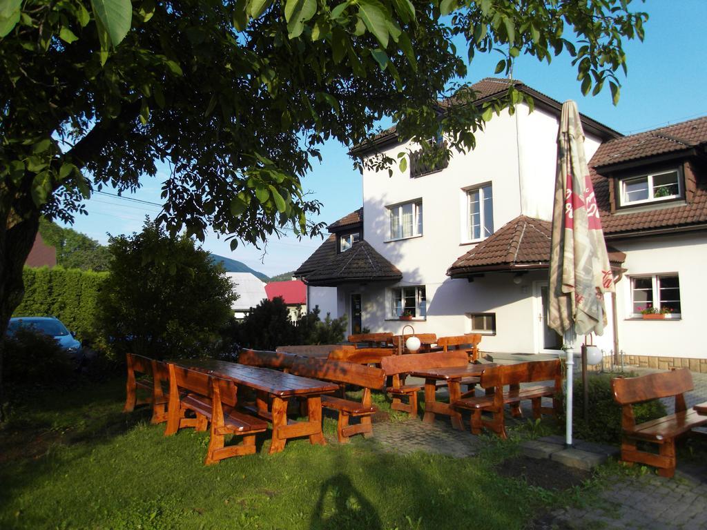 Penzion A Restaurace U Veterana Frenštát pod Radhoštěm Eksteriør bilde